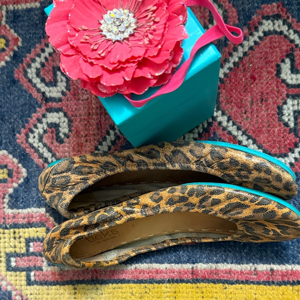 Tieks Leopard Print Flats with Blue Detail - Picture 7 of 8